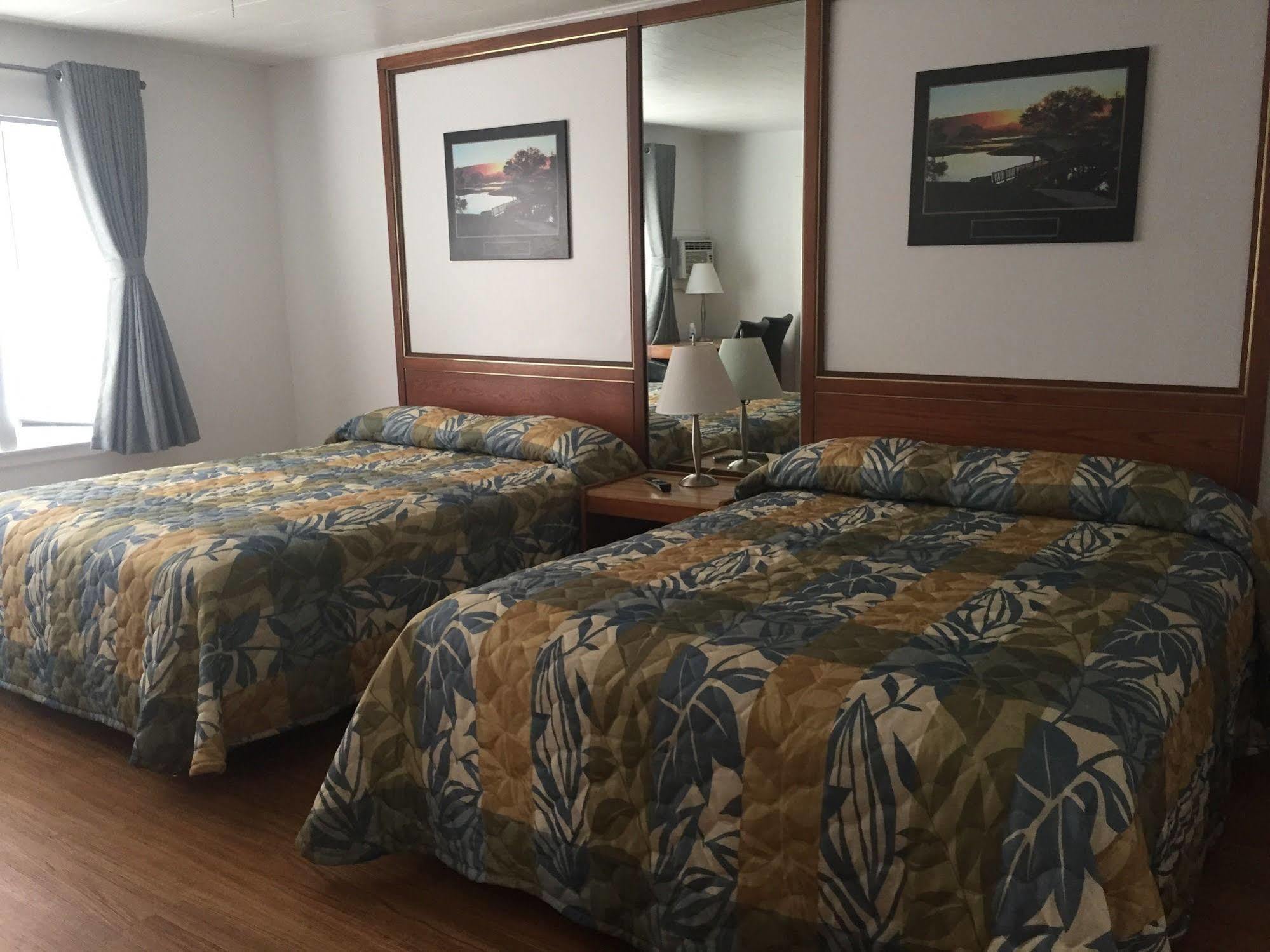 New Rockland Motel Bobcaygeon Exterior foto